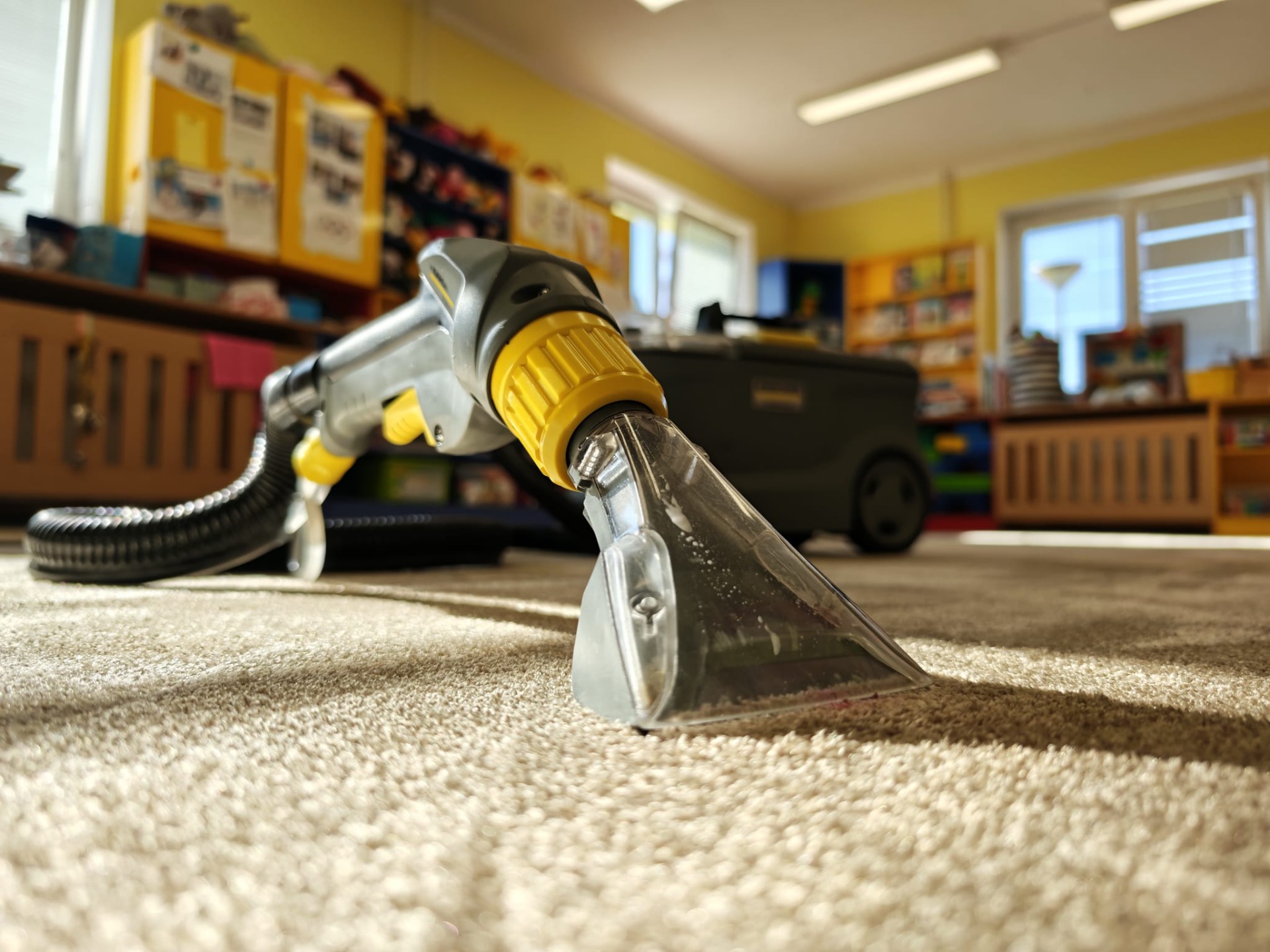 čištění koberce ve školce